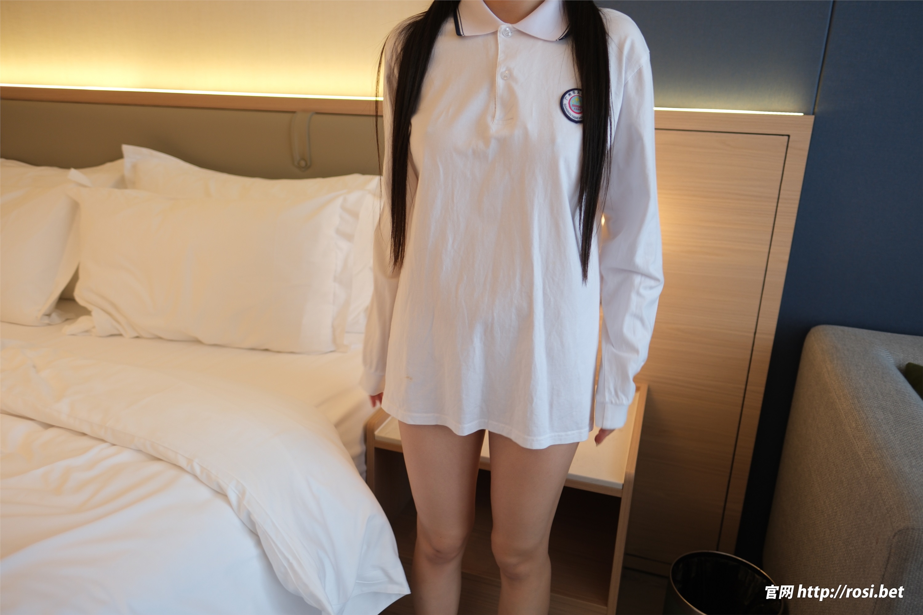 ROSI写真 2025.12.02 NO.5111